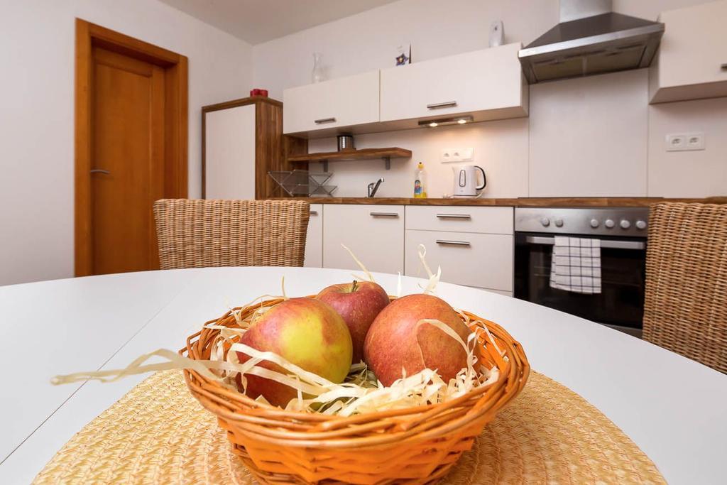 Apartmany Pod Namestim Telc Exterior photo
