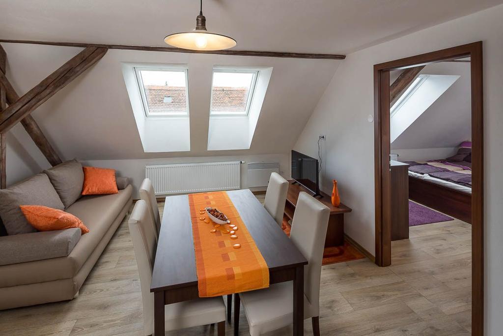 Apartmany Pod Namestim Telc Exterior photo